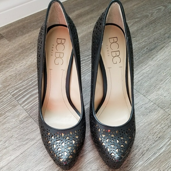 👠BCBG Pumps👠 - Picture 1 of 5
